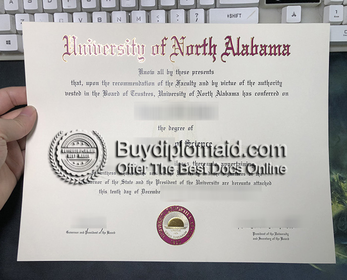 UNA Diploma